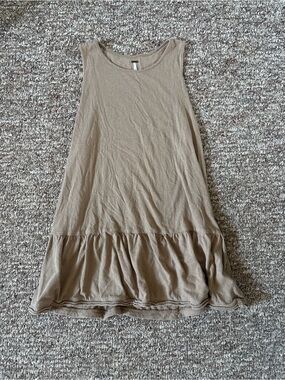 Free People Sleeveless Ruffle-Hem Tank Top - Taupe